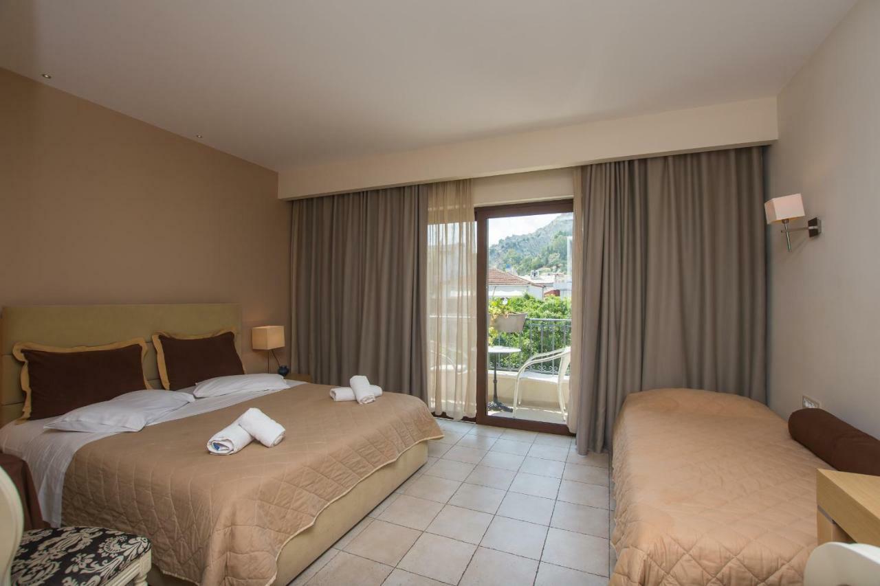 Dali Hotel Zakynthos Town Exterior photo