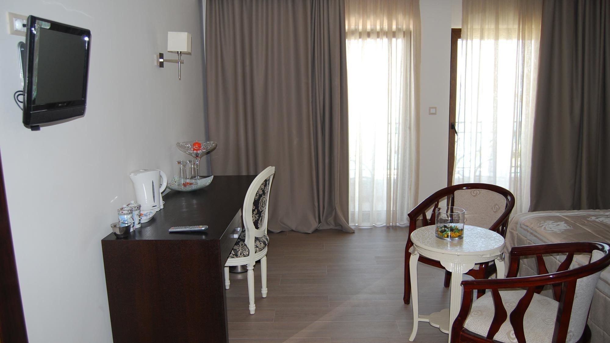 Dali Hotel Zakynthos Town Exterior photo